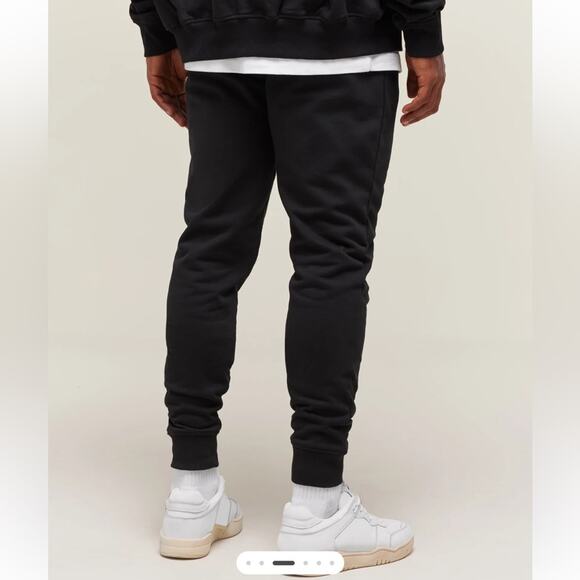 Gymshark Crest Joggers Black Size Medium - Picture 2 of 6